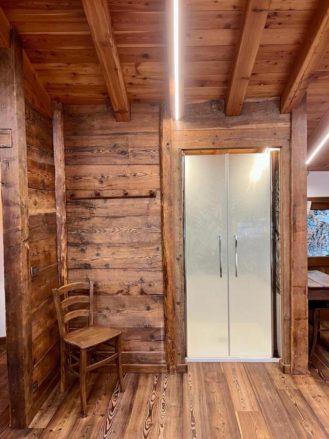 La Louye Su La Goumba Acomodação com café da manhã Pontboset Exterior foto